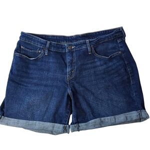 Levi's Cuffed Denim Plus Size Shorts, EUC